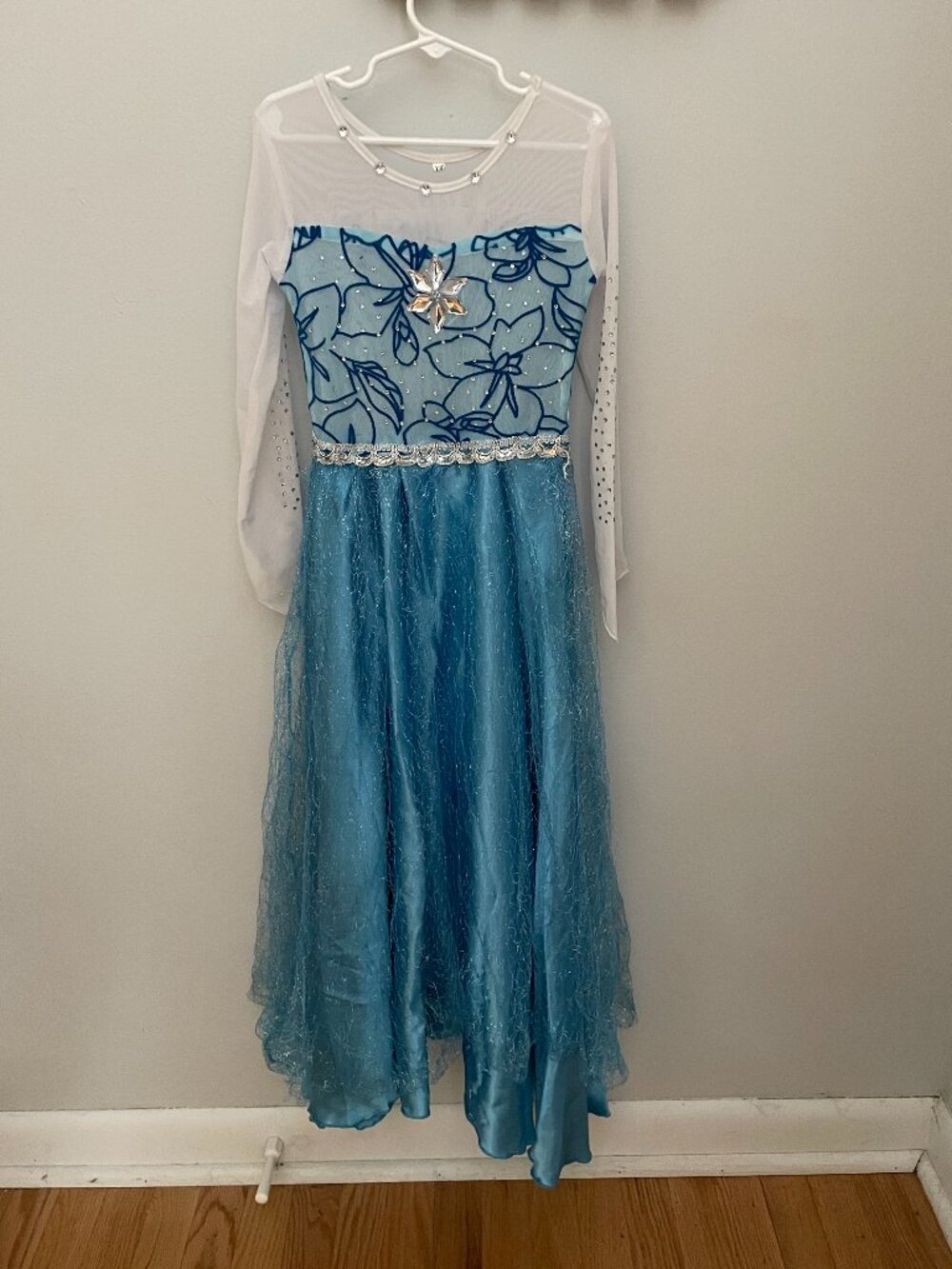 Elsa dress + accessories